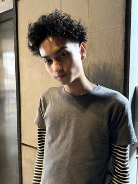 オルカ(ORCA) 短髪パーマ スパイキーショート ピンパーマ【五嶋響】