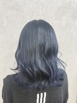 アン ブリーチ 大宮駅東口店(UN BLEACH) ブリーチ1回くすみネイビーカラー♪