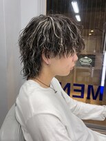 ボブ 小松(BOB) 10代20代ハイライトメッシュツイストスパイラルウルフ