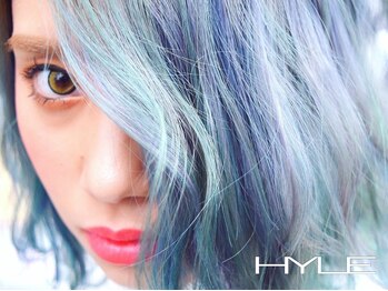 サロンドヒューレー(salon de HYLE)の写真/《ケアブリーチ》トレンド感あふれるデザインカラーで、あなたの個性を引き出し、理想のスタイルを実現。