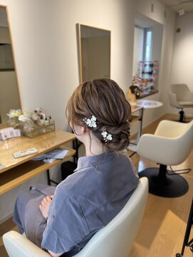 ルーチェ 六本木(Luce) 下目シニヨンヘアセット