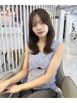 マリアバイアフロート(Maria by AFLOAT)&nbsp;韓国ハッシュレイヤーカットくびれミディアムシースルーバング