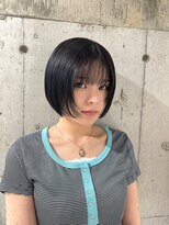シロ(siro) ショートボブレイヤー