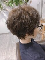 髪質改善サロン WE BE PARSLEY atre 川越店【ウィービーパセリアトレ】&nbsp;オリーブカラーのくびれショート