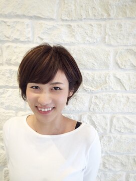 ヘアアプセウス (hair APCEWS) フォルムとハイライトで魅せる似合わせショート