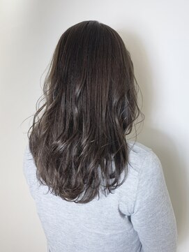 トリート 浦安店(TREAT) ロング×アッシュベージュ