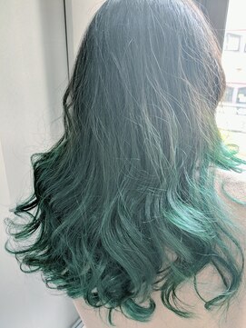 トムキャット(TOM CAT) 【新宿TOM CAT 】アッシュグリーングラデーション