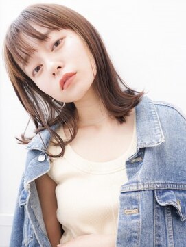 ネオリーブ チロル 横浜西口店(Neolive CiroL.) ナチュラル ミディ 切りっぱなし ロブ スタイル