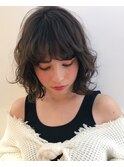 【くびれセミディデザインカラー丸みショート無造作カール】
