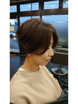 ヘアデザイン フェリーチェ(Hair Design FEliCE) 大人ショート