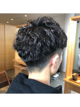 ティア ヘアデザイン(Theia hair design) ナチュラルなスパイラルパーマ