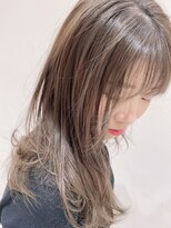 シュールトルワ(SUR TROIS)&nbsp;スノーグレージュ