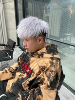 イーラ(era)&nbsp;前下がり×束感×ホワイトカラー