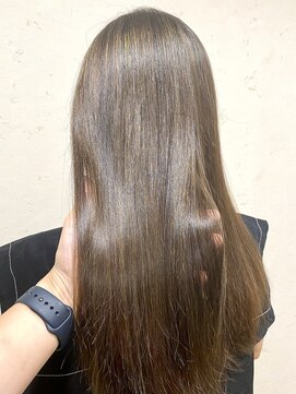 トイロ(toiro) 【木更津 toiro 高司 真】赤みなし 透明感カラー グレーベージュ