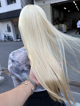 テテ(TETE) 抜きっぱなしホワイトカラー長堀橋×心斎橋