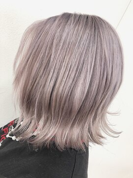 リ アムール(Re:AMOUR) ホワイトカラー