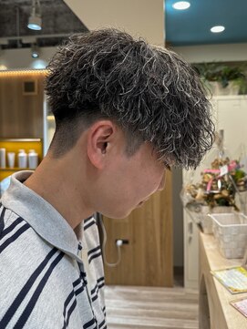 ルースト 渋谷店(ROOST) ツイストスパイラル×ハイライト