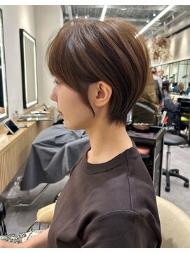 ロンドプロフィール 浦和(Lond profil) 大人可愛い20代30代40代黒髪前下がりショートボブ丸みショート◎