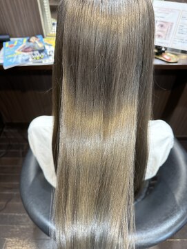 髪の美院 シャルマン ビューティー クリニック(Charmant Beauty Clinic) ミルクティーベージュストレート