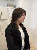 ミニウルフホワイトグレージュレイヤーカット大人ショート美髪