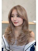 エッセンザ 梅田(ESSENZA)&nbsp;シアーベージュ 海外レイヤースタイル