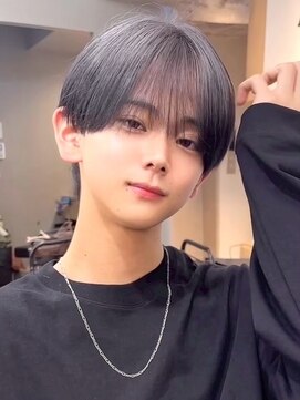 ナチュラル 渋谷(NATURAL) ●フェザーパーマ／スパイキーショート［メン ズ／渋谷］