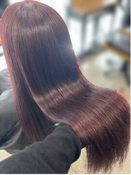 アリュウル 表参道(ALLURE) ボルドーカラー/バーガンディ/チェリーレッド 佐藤