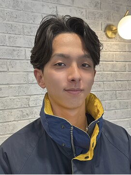 アグ ヘアー アイラ静岡店(Agu hair aila) 【BLEACHi稲荷】毛流れセンターパート/静岡メンズ