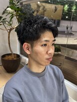 ウノプリールヴァモス(unopulir Vamos) 30代ビジネスショートアップバングメンズヘア