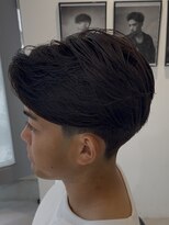 グルーマーズクレッジ 渋谷店(GROOMER/S CREDGE) men's/メンズ/刈り上げセンターパート/フェザーパーマ/渋谷