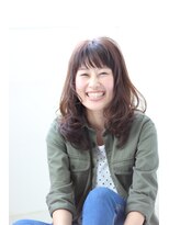 イング(ING) {ING}大人かわいいセミロングスタイル