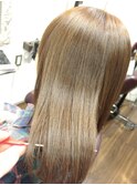 明るい白髪染めでも髪ツヤ◎!【SiESTA阿佐ヶ谷】