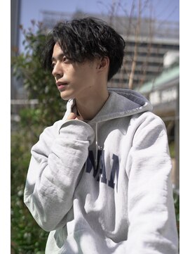 ジョエミバイアンアミ(joemi by Un ami) 【joemi 新宿】韓国風メンズヘア メンズセンターパート 近江