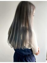 エル セルカ 高田馬場(el CERCA)&nbsp;外国人風シルバーグラデーションカラー【el CERCA高田馬場】