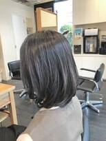 エムプラス 二子玉川(Mplus)&nbsp;毛先だけパーマミディアムレイヤーボブ　夏目サトル