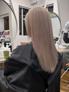 ログ オモテサンドウ(L.O.G OMOTESANDO) 『 ケアブリーチ 』ハイベージュ10代20代 表参道 原宿