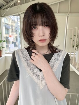 アクアオモテサンドウ(ACQUA omotesando) 小顔効果抜群♪ミディアムウルフヘア
