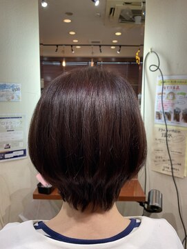 ナイーヴ NAIVE グラデーションボブ