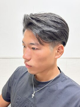 ヨシザワインク プレミアム 築地店(YOSHIZAWA Inc. PREMIUM) センターパート/アップバング/ツーブロ/刈り上げ/メンズパーマ