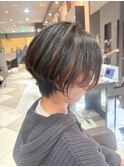 癖毛さん必見!大人のショート