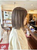 20代30代切りっぱなしボブミルクティーベージュグレージュ