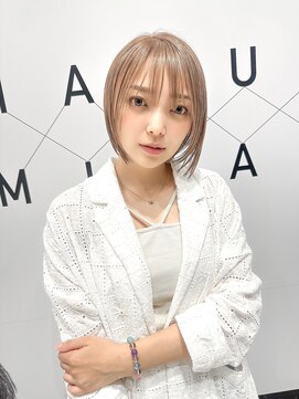 ハルキミナト ジャパン ヨコハマ(HARUKI MINATO japan YOKOHAMA) 切りっぱなしボブ/ミルクティーグレージュ/インナーカラー