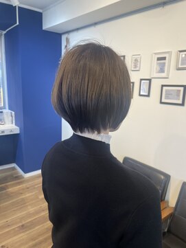 ルッツ カオラ(Ruttu KaoLa) 大人可愛い襟足スッキリ小顔ショート　30代40代50代　志木