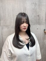 アリアバイエクラート 新宿南口店(ARiA by ECLART)&nbsp;★重たく見えない暗髪と可愛いレイヤーカット★