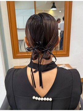 イーズ(e's) 大人ツインアレンジ【佐久間】