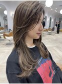 〈Tierra毛利仁美〉ハイライトでつくる立体感抜群外国人風カラー