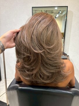 メリー オオサカ(Merly Osaka) バタフライレイヤーカット