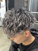 ヘアーグランデシーク(Hair Grande Seeek)&nbsp;ホワイトメッシュ/ツイスパ/ツイストスパイラル/バロックパーマ