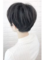 ミッシェル アフロート(michelle afloat)&nbsp;ベリーショートで外国人風骨格に見せるラウンドCカーブカット☆