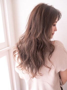 ミラレスカ 栄(MIRA RESCA) ミラレスカ栄ナチュラルロングレイヤースタイルbyウラタニ